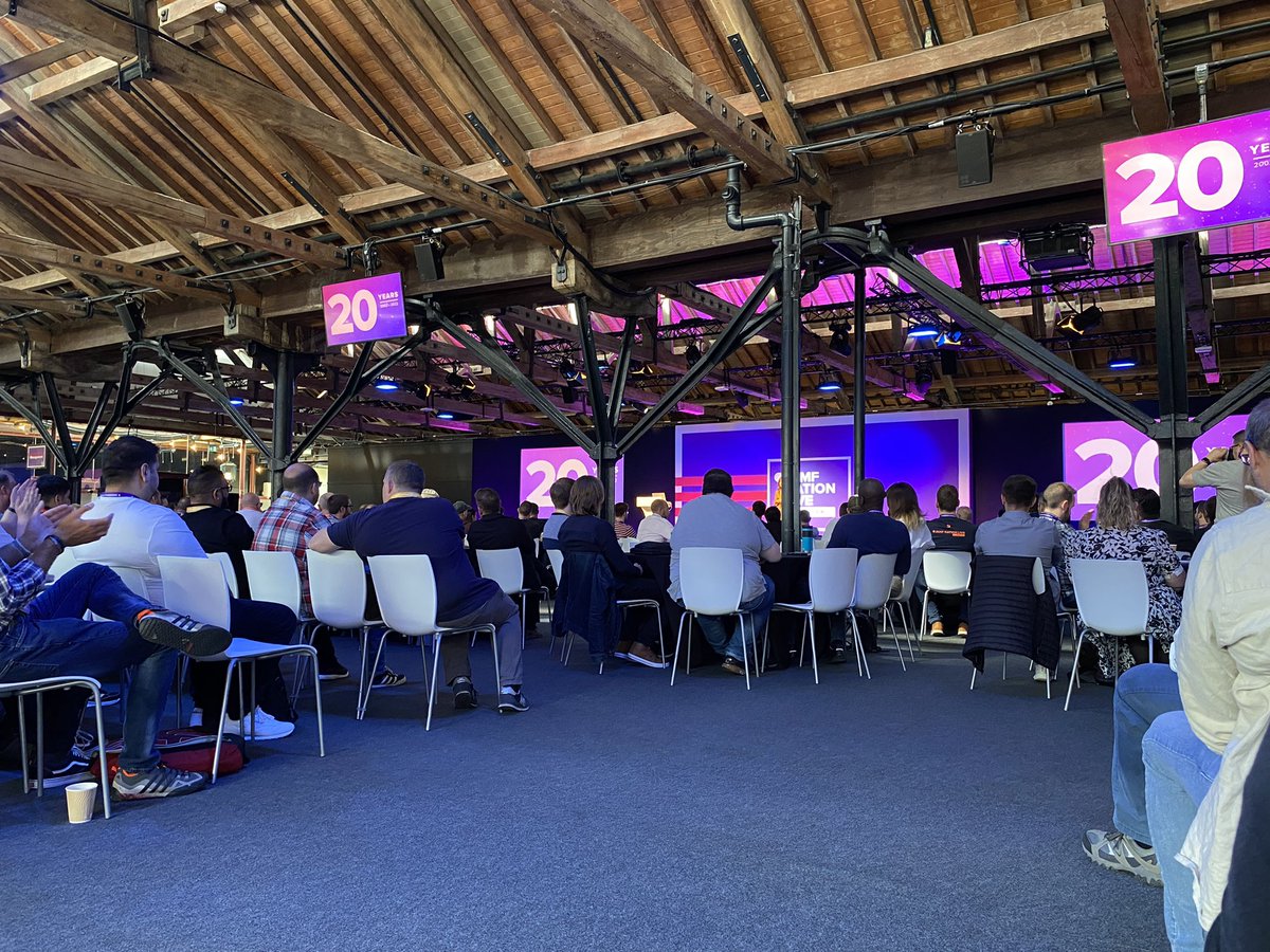 Oasis Academies tweet media