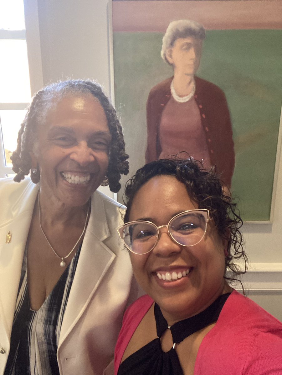 ProfMorganPhD's tweet photo. Learning leadership values from Dean Bonnie Thornton Dill was a transformative experience. #IQRMI2022 https://t.co/oN8DNyGjlf