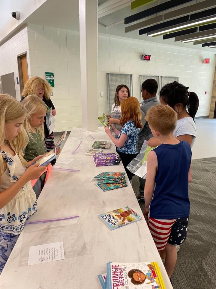 Every 1st, 2nd and 3rd grader took home 5 brand new books, compliments of LOCS! They “shopped” from book choices that were #1 in a series of at least 3 books. THIS is a summer reading program! #booksinhomes  #choice  <a href="/LkOrionSchools/">Lake Orion Community Schools</a>