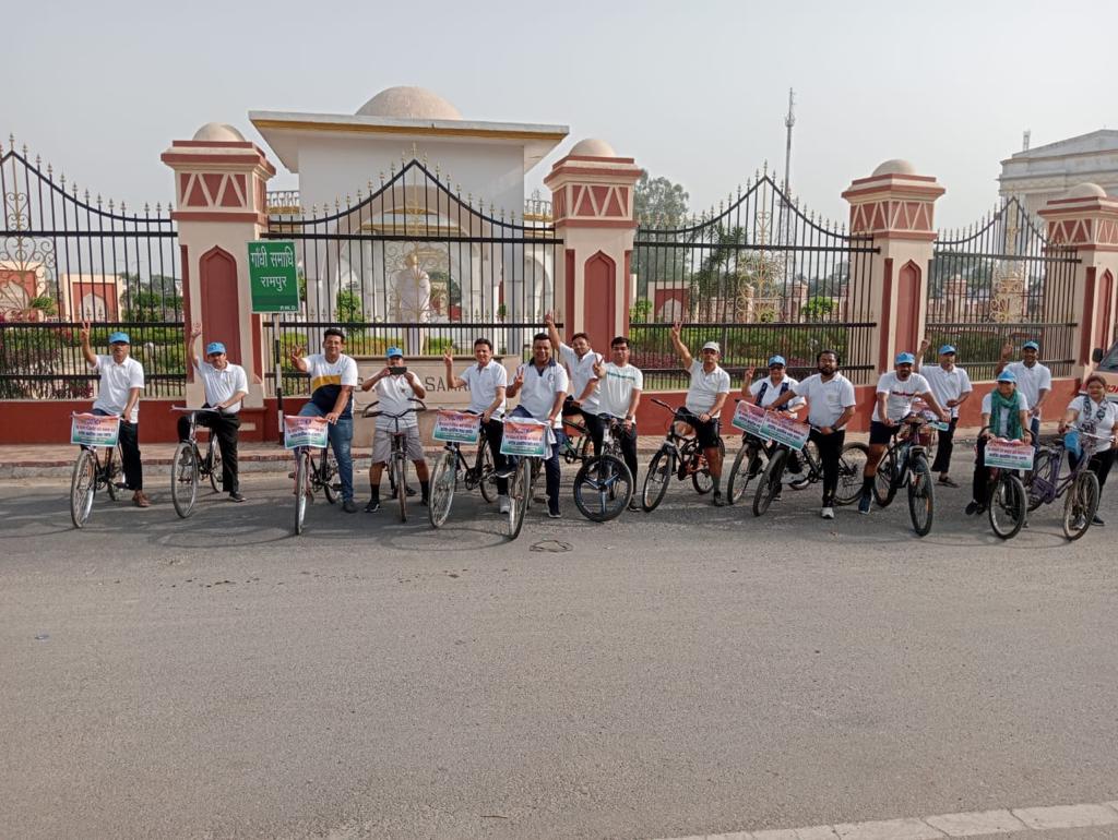 IncomeTaxUPeast's tweet image. #AzadiKaAmritMahotsav #FinMinIconicWeek During the Iconic week being celebrated under the AzadiKaAmritMahotsav, cyclothons were conducted by Income Tax Dept at Raebareli and Rampur stations in UP East region.@FinMinIndia 
@IncomeTaxIndia 
@PIB_India 
@nsitharamanoffc
@PMOIndia