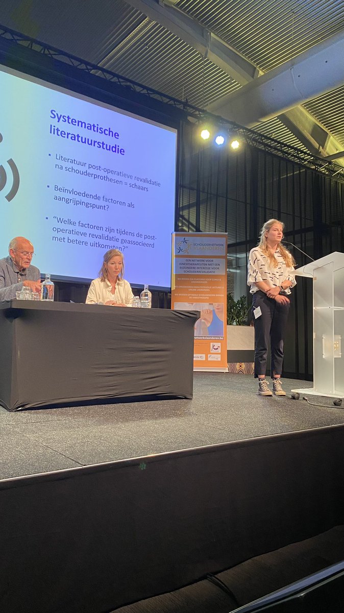 Nice presentation <a href="/claes_anke/">Anke Claes</a> 💪👏👍 #sc22 <a href="/SNVlaanderen/">Schoudernetwerk Vl</a> <a href="/SNVlaanderen/">Schoudernetwerk Vl</a>