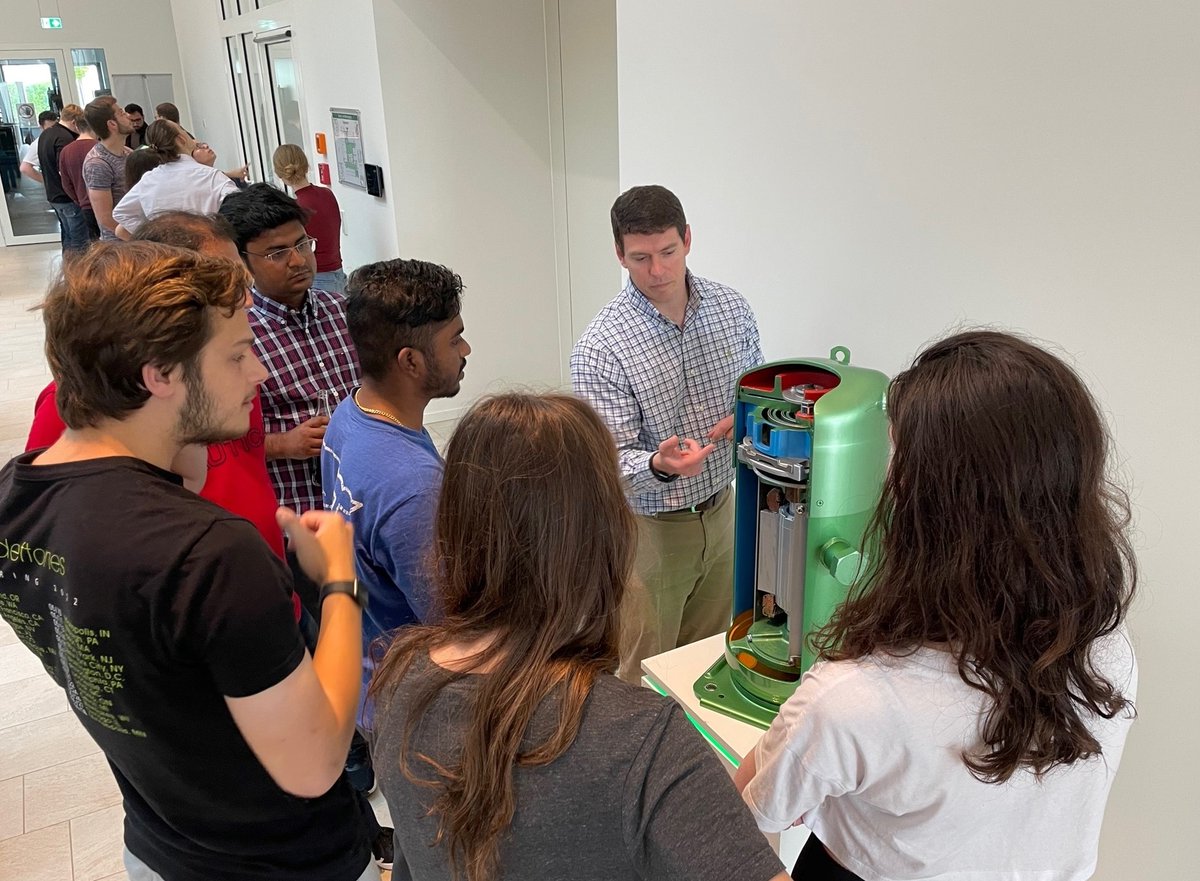 BITZERGroup's tweet photo. Last week, it was all about promoting young professionals. The 1st part of this year's International #Refrigeration &amp; #Compressor Course (IRCC) took place, a collaboration of the American @okstate &amp; @LifeAtPurdue &amp; the German universities @HKAnews &amp; @tudresden_de. #yourgreenworld https://t.co/7iFB0s3Lvo