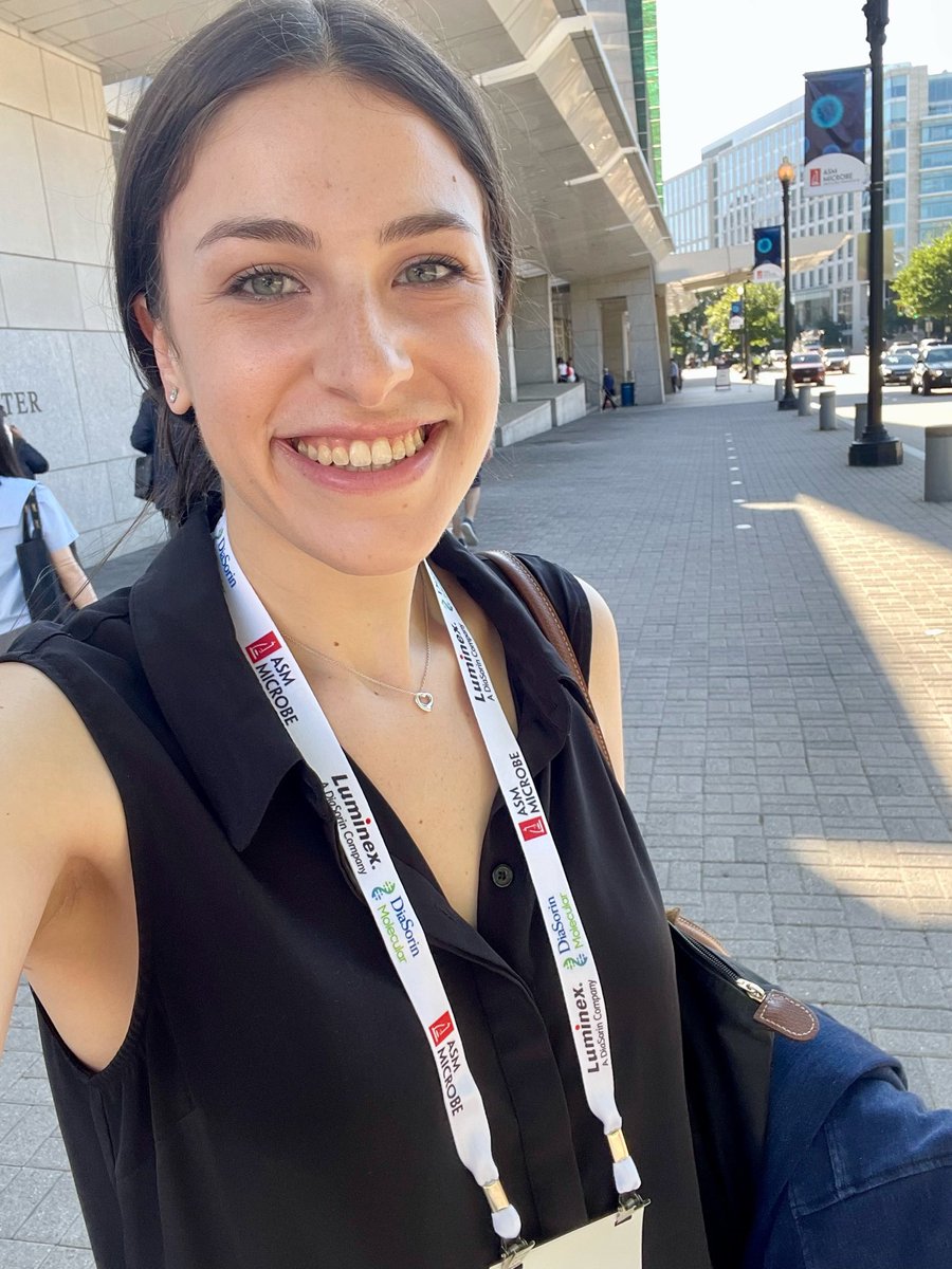 Very excited for the first full day of #ASMicrobe!! 🦠