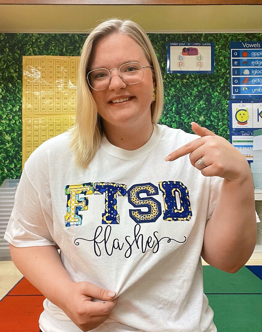 FTSD_Johnson's tweet photo. “Once a Flash, always a Flash!” Can’t wait to start the 22-23 school year teaching at the school that I went to as a student! ⚡️ @FTSD_Roebling #FlashesProud https://t.co/c53PyvyyQE