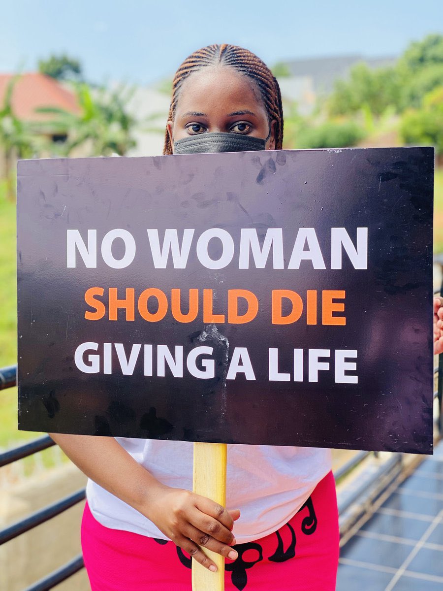 We lose 16 women every day due to maternal health related complications which are preventable. 
This is shameful and unacceptable!
#WomensHealthMattersUG @EstherBirungi4  this is equivalent to a taxi Car accident claiming all lives.