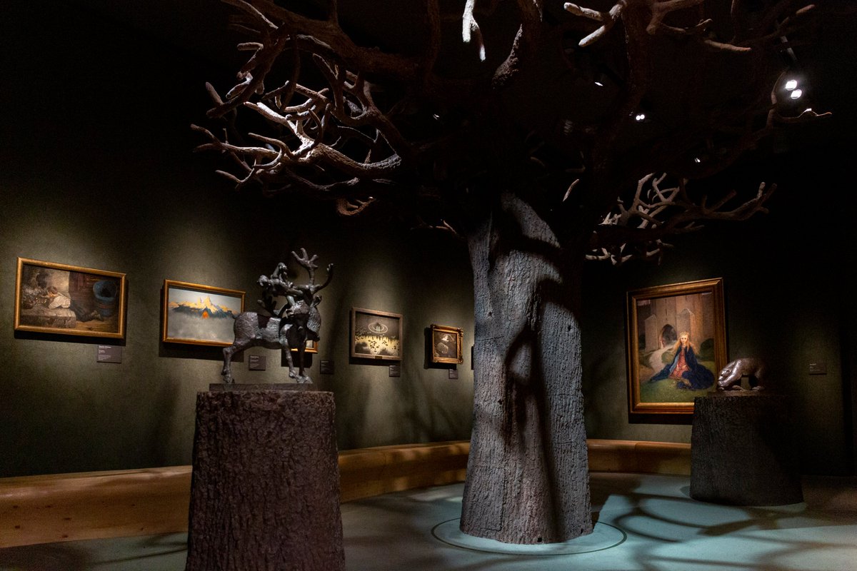 VisitOSLO's tweet photo. Norway's brand new National Museum opens in Oslo tomorrow! Largest art museum in the Nordics. Houses older, modern, contemporary art, architecture and design under 1 roof. Open Tuesdays - Sundays, 10 am - 9 pm. Go to the museum's website to book tickets: https://t.co/0xkLYIRAwS https://t.co/Bjofxkcg0Z