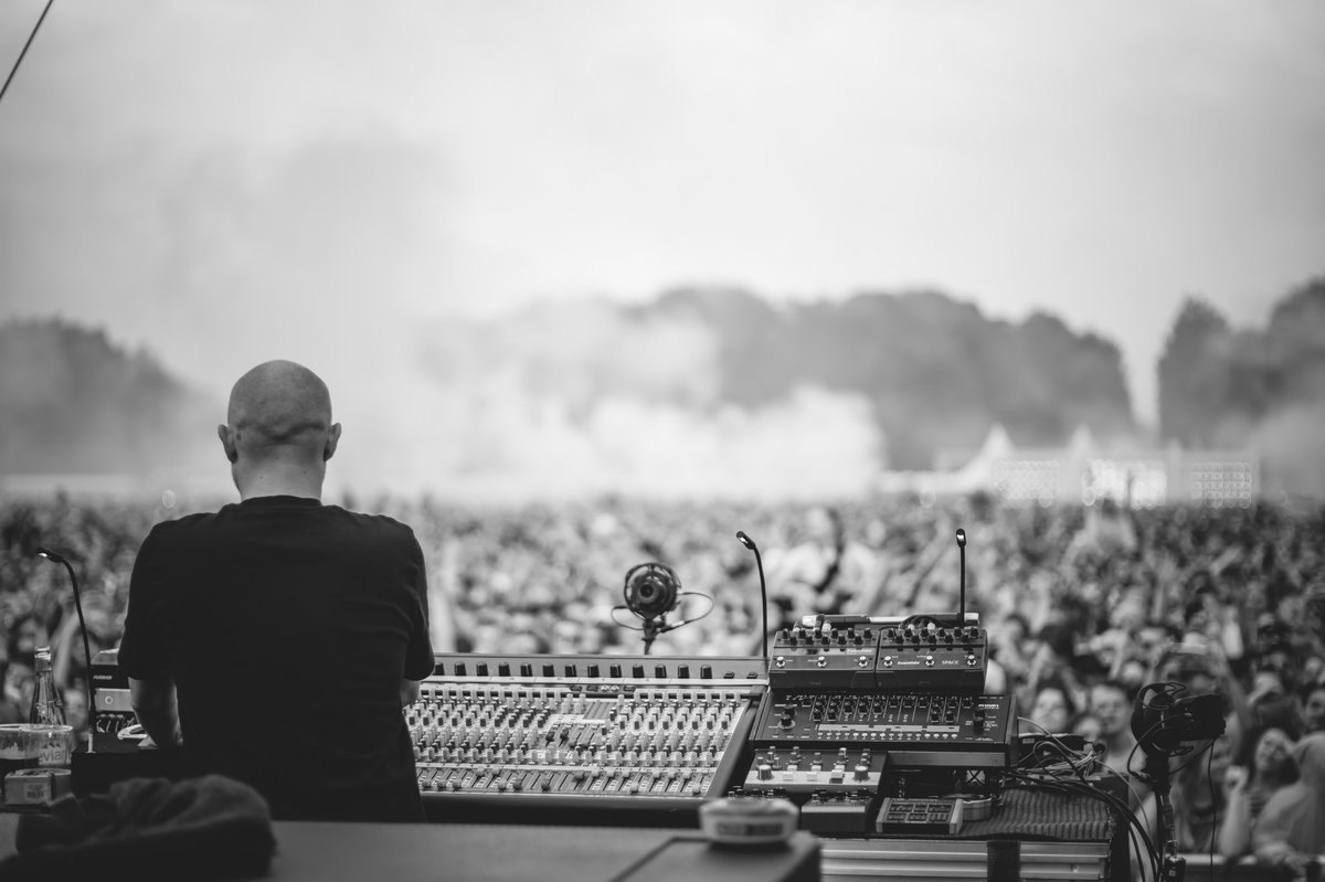 paulkalkbrenner's tweet image. Festival season is in full swing...

Where will I be seeing you this weekend?

#paulkalkbrenner #pklive2022