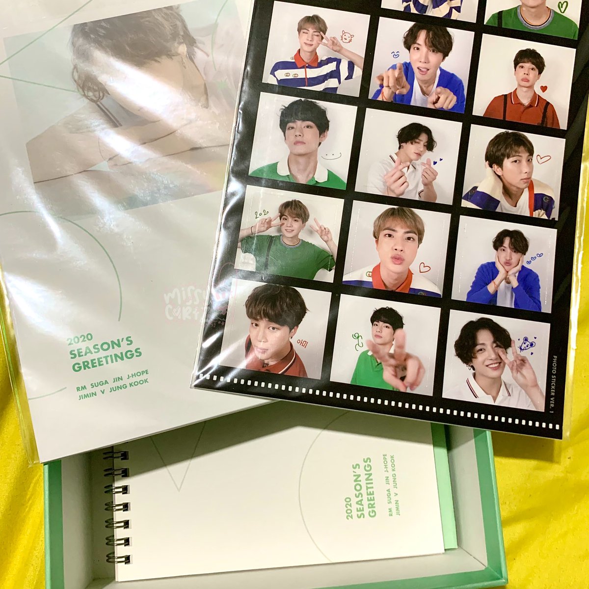 missycartz's tweet photo. ✶ wts lfb ph — #missysellz .ᐟ 

𓏔 bts seasons greetings 2020
✴︎ ₱1,500 still nego  
✴︎ 2 days dop or payo
✴︎ onhand
✴︎ see photo for the inclus

〰︎ check pinned twt or carrd !! [ https://t.co/HCOQzfb6Do ]

t. jin jimin suga rm taehyung jungkook jhope sg https://t.co/3TSd64uV15