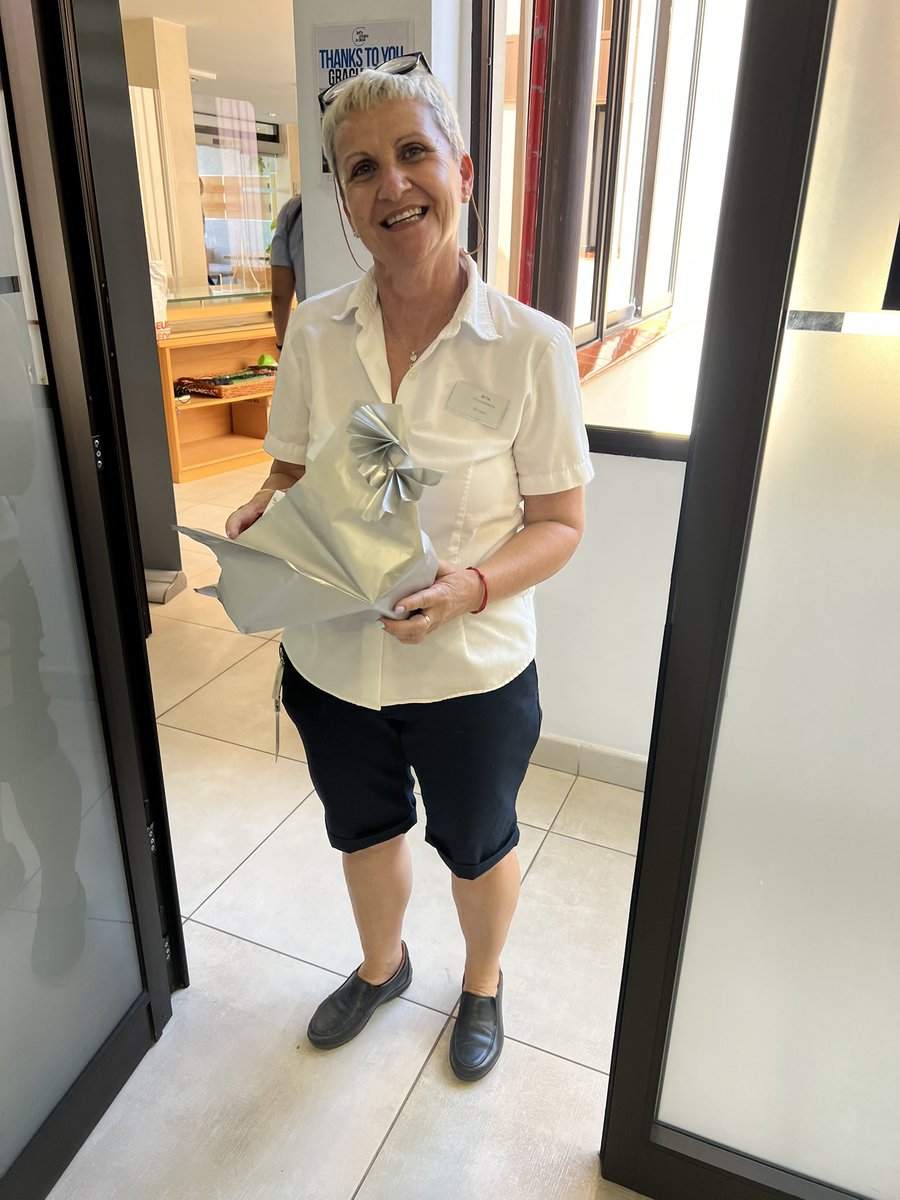 Laura______G's tweet photo. #HappyBirthday to our wonderful Assistant Housekeeper Rita today! #FelizCumpleaños #RoyalSunsetBeachClub @Marga_MartinH @Minerva_VT @EmmaJayneWoodie @Jesusmanuel1975 @JesusG_RSBC @MercisDominguez @NereidaChinea @RuthMcg91239970 🎂 🥳 https://t.co/ZX4zt0AFPr