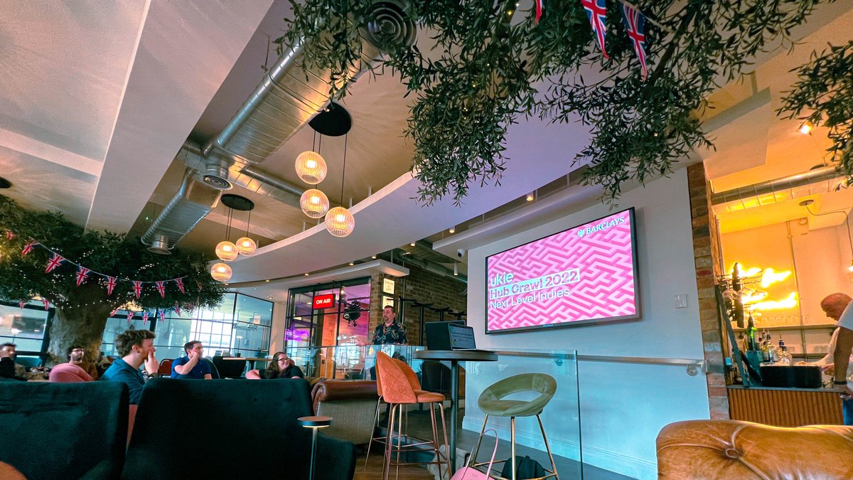 ThirdKindGames's tweet photo. A great evening at @1millstreet yesterday for the @uk_ie hub crawl!
It was great to hear from @BarclaysGames, @freshseedhr and Rockfind, as well as Graham from TKG who shared insight on growing an independent studio from the ground up.🌱
#independentstudio #gamedev #gamedevlife https://t.co/t6fAWb3Eol