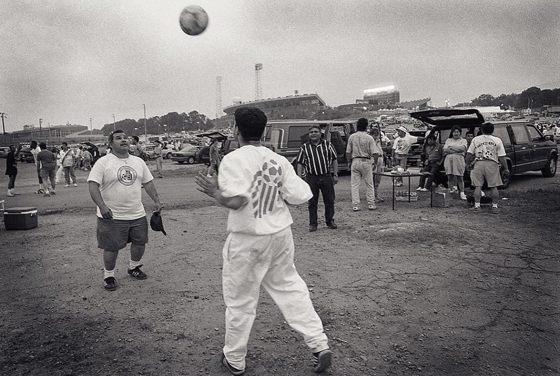 DavisArchive's tweet photo. #fridayvibes another new unseen image/scan today ‘headers’ tailgate party in the parking lot Foxboro Stadium World Cup USA 94 #worldcup94 #foxborostadium ⚽️ https://t.co/dojRfC5YSK