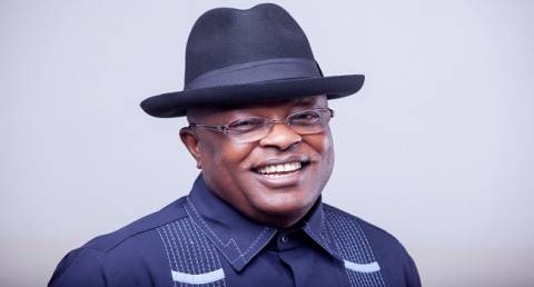 SaharaReporters's tweet photo. BREAKING: Governor Umahi Wins Ebonyi South Senatorial Ticket After Losing APC Presidential Primaries To Tinubu | Sahara Reporters https://t.co/v410kaqzyN https://t.co/WWcBgd9rYS
