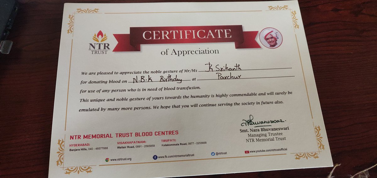 TDP_RedBook's tweet photo. You don’t have to be a doctor to save life, Just donate blood 🩸 This time for #NBKBday
@ntrtrust #Parchur @SambaYeluri
#NBK107 #NBK
#HappyBirthdayNBK
#HBDGodOfMassesNBK
#HBDBalayya
#JaiBalayya #NBK108 https://t.co/ZBnBk0Yjix