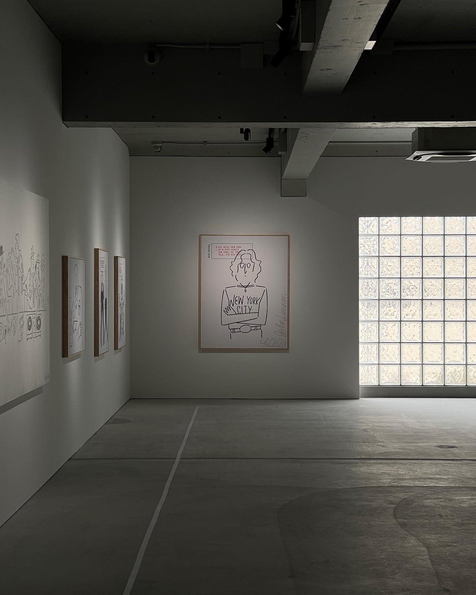 itokota's tweet photo. 念願の長場先生のシルクスクリーンを.
長場雄 個展『Pink Nude』.
代官山に新しくできた��Lurf MUSEUM」今日オープン.
#yunagaba #lurfmuseum #pinknude #長場雄 #代官山 #iphonephoto #art #illustration https://t.co/jLDBwQckka