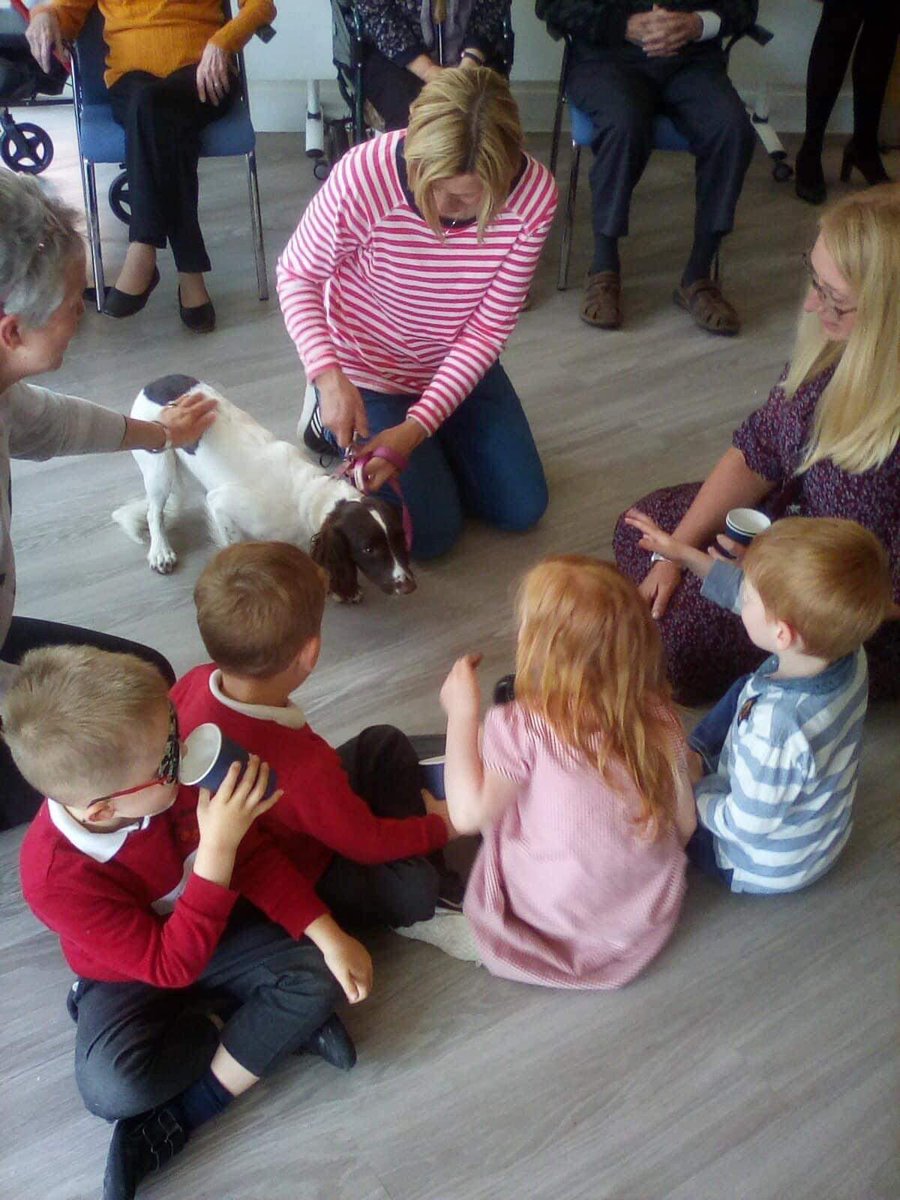 living_alpha's tweet photo. Little Robins nursery in Upton visited our Poppyfields residents, along with Poppy the puppy - our residents enjoyed it as much as the children
#intergenerational #doingthingsthealphaway #notjustalandlord https://t.co/KEhDsFqjoy