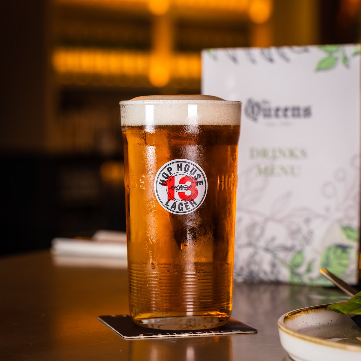 queens_dalkey's tweet photo. That first pint on a Friday Night after work, such a beautiful thing 🍺
#ireland #dublin #dublinpub #dalkey #gastrobar #yourlocal #friday #fridaynightpints #thequeensdalkey https://t.co/beDreH06qQ