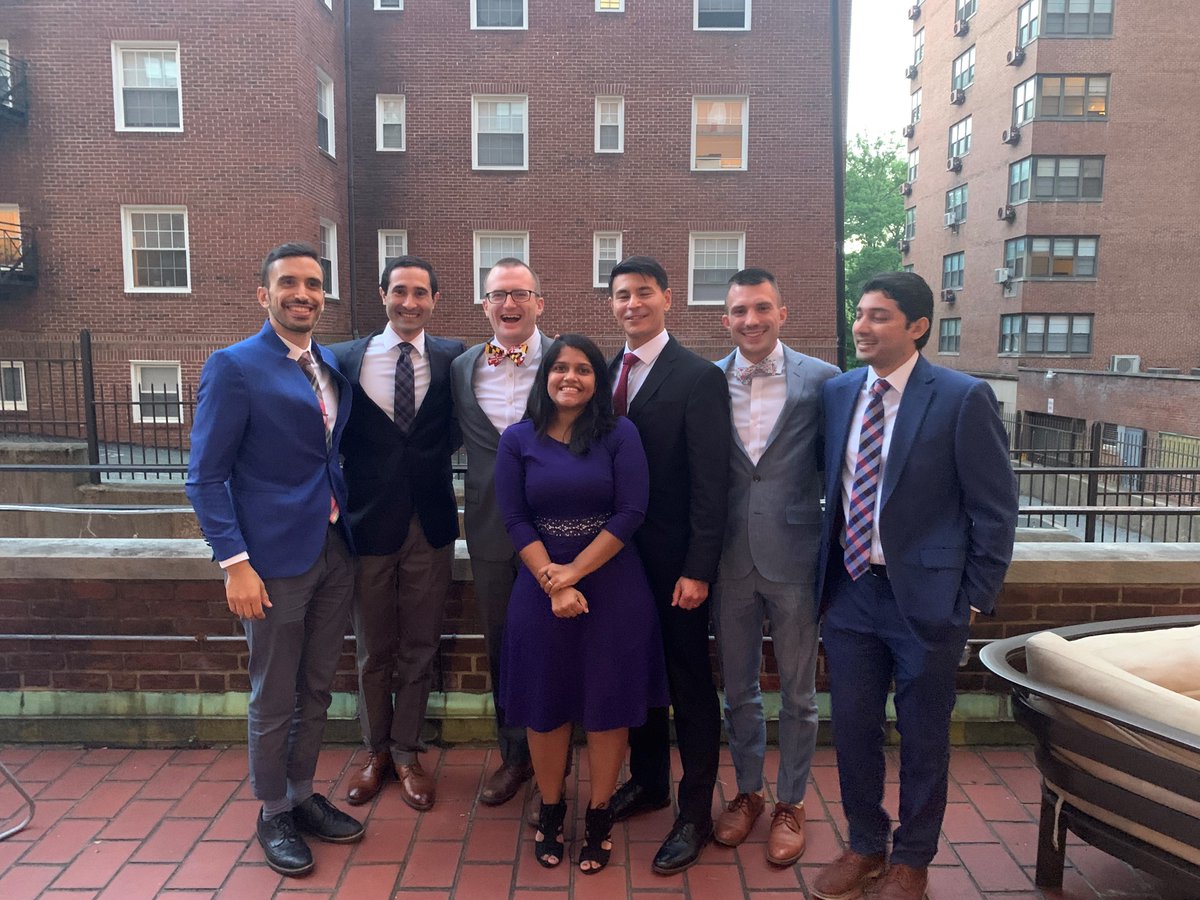 Congrats to our <a href="/UniversityMD_ID/">University of Maryland ID Fellowship Program</a> 2022 Graduating Fellows!!!
<a href="/IDdocsaipavan/">Sai Pavan Kumar Chintalapati</a> @harfouch9 <a href="/minumathew17/">minu mathew</a> @akira_shishido @edward_traver <a href="/AlVostal/">Al Vostal</a> and Ravi Tripathi!