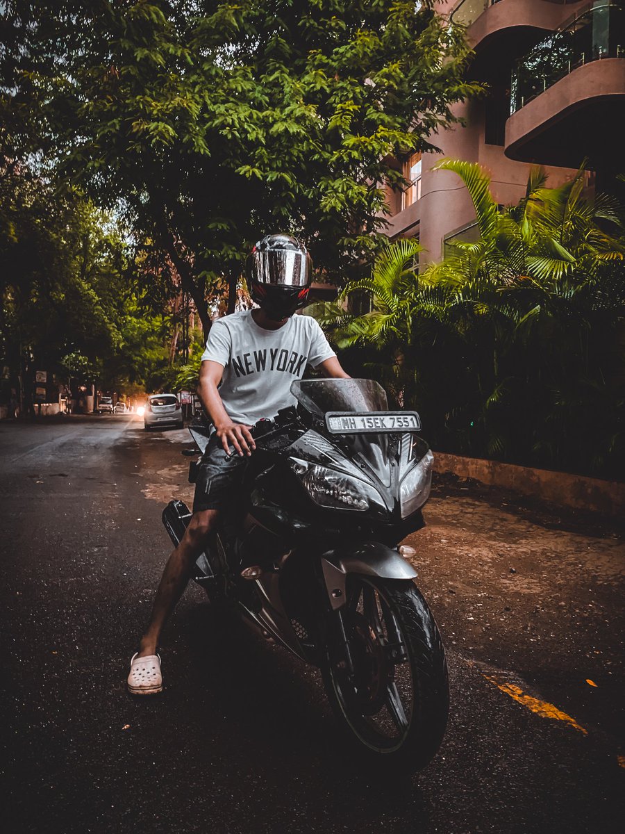AakashC0115's tweet photo. Rain, Bike and Road ❤🔥 https://t.co/S5HutSdhnv