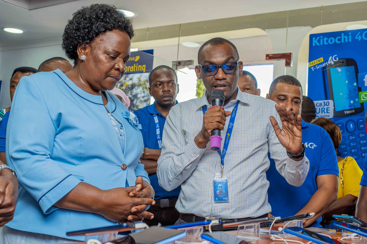 YasTanzania_'s tweet photo. UZINDUZI DUKA LIPYA la Tigo Sasa huduma na bidhaa za tigo karibu yako zaidi
Ili kukufanya uendelee kufurahia Maisha ya kidigitali, Tigo imekusogezea huduma na bidhaa Leo imezindua Duka jipya la Tigo katika wilaya ya Masasi.
#UzinduziDukaLaTigo
#NaweKilaWakati
#TigoShop
#Masasi https://t.co/1J9hZbnpEg