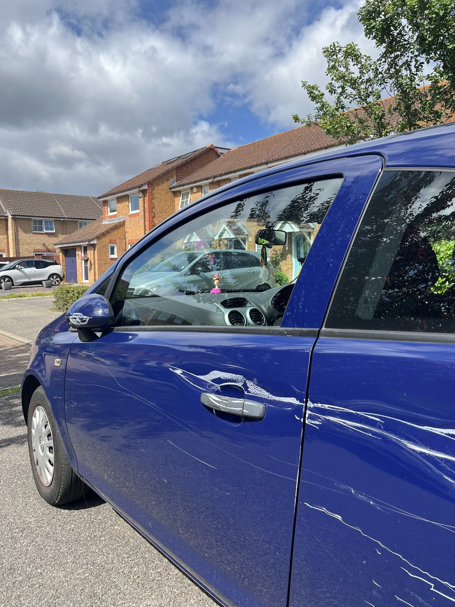 laureencox's tweet photo. @sainsburys absolutely furious, one of your drivers just hit my car, got out to check his delivery truck was okay and drove off! Neighbours witnessed and got a reg plate. Shocking behaviour I need someone to contact me ASAP. https://t.co/zdWLRAmo3k