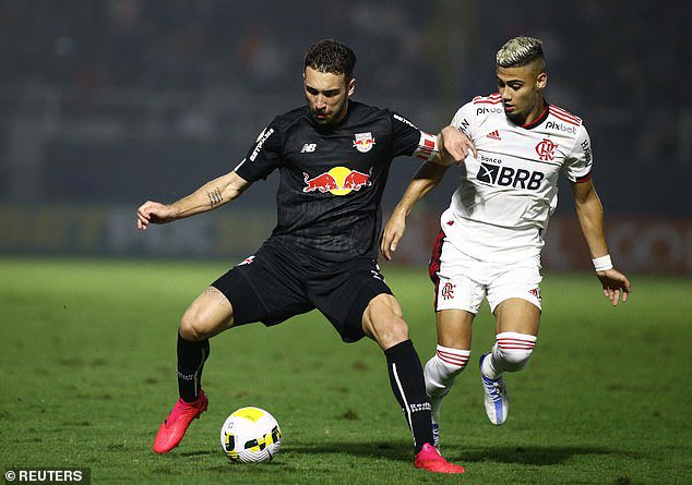 West Ham are interested in Brazilian Centre Back Leo Ortiz. [<a href="/MailOnline/">Mail Online</a>]

We are in talks with the players agent, however there is interest from a number of Italian clubs. 

#COYI #WHUFC #Brazil #PremierLeague #WHA