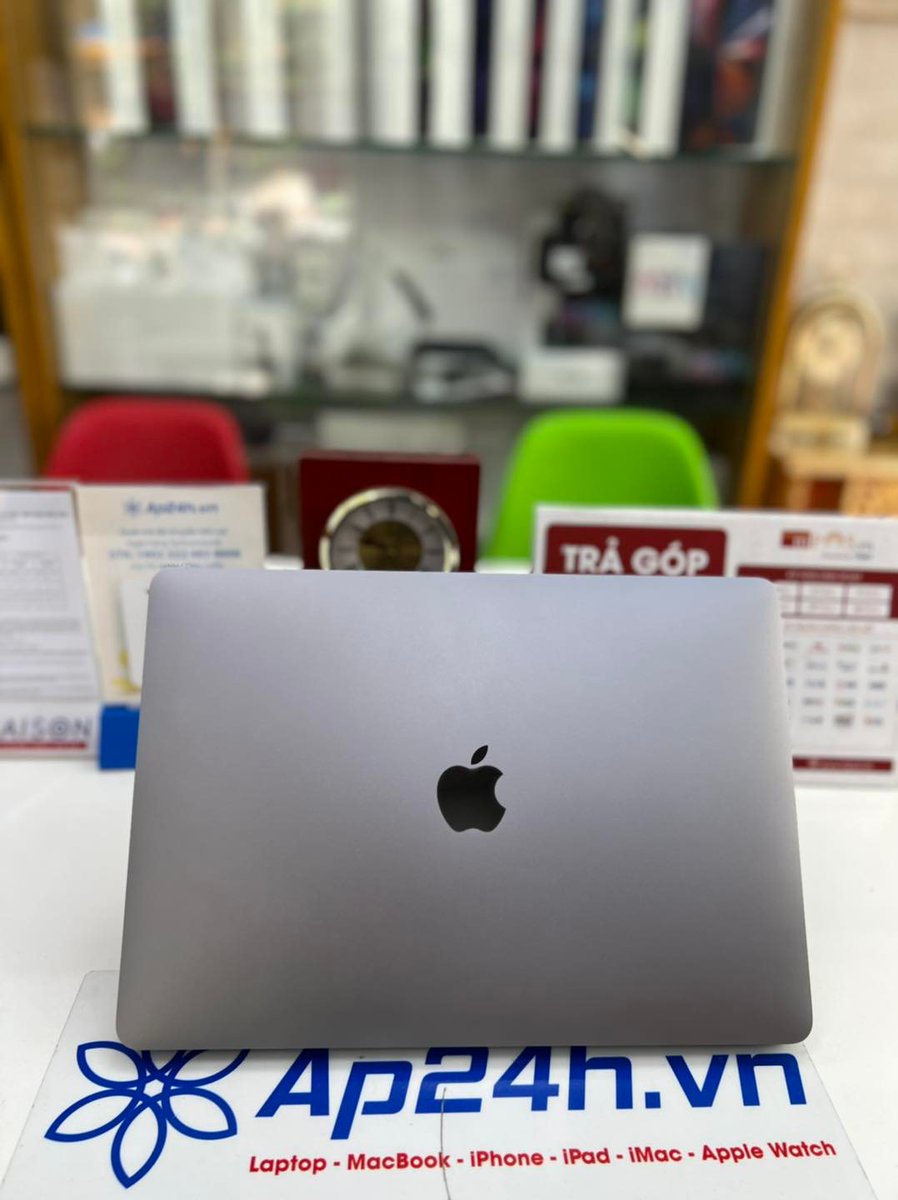 ap24h's tweet photo. ⚡️Macbook Air M1/8/256 Gray
💲Chỉ 18.999k
🎁Quà tặng:
✅Túi chống shock thời trang.
✅Chuột ko dây Bluetooth.
✅Đầu chuyển Type C to USB.
✅Bàn di chuột.
✅Miếng dán màn hình.
💲Giảm 30% khi mua kèm phụ kiện
#ap24h #MacBookAir https://t.co/S03eaLqzTf