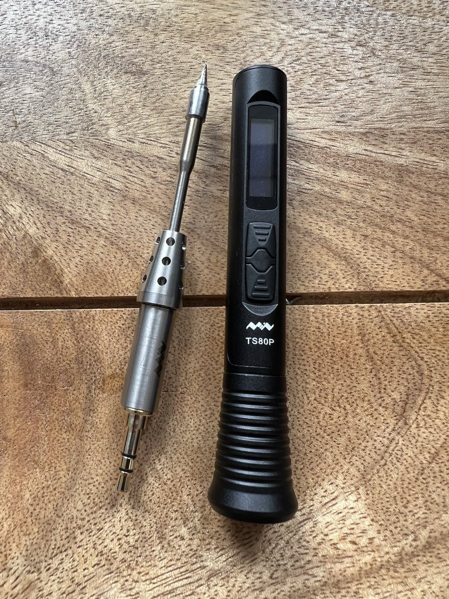 This soldering iron uses a 3.5mm jack to attach the heads 

Taking bets for what would happen if I plugged some headphones in? 🔥
