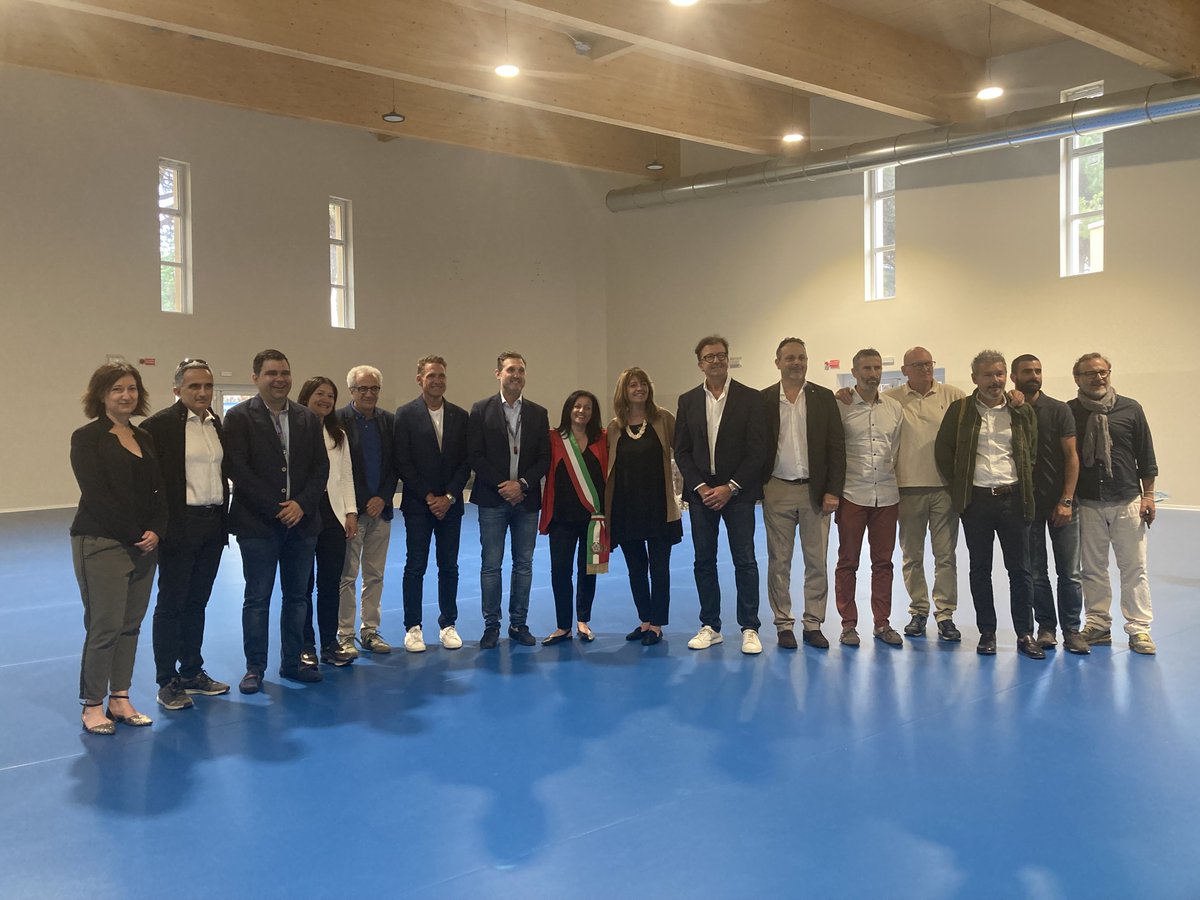 E' stata inaugurata la palestra della scuola #catullo #riccione #green #scuoleinnovatinnovative #polistudioaes <a href="/TweetRiccione/">Città di Riccione</a> Scopri: bit.ly/3Qp1EtA