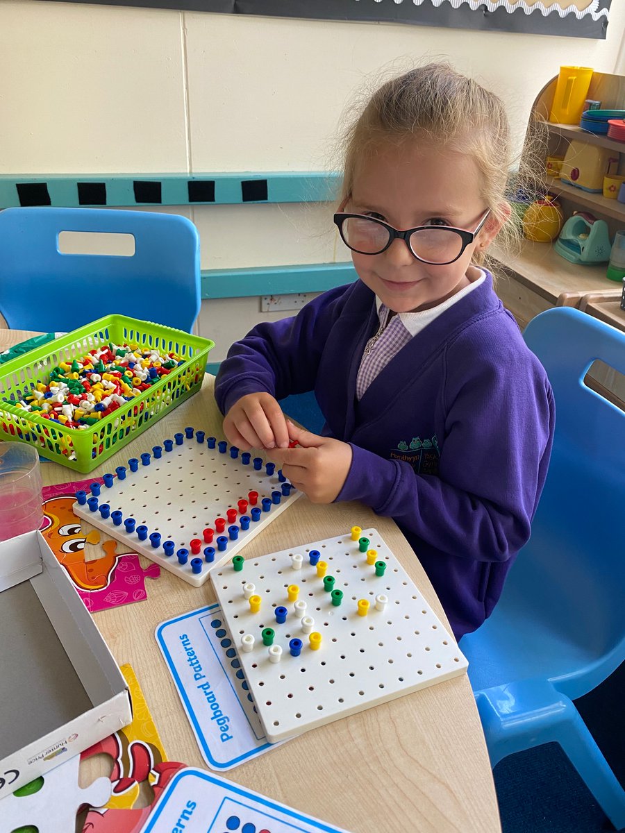 PPSCrwban's tweet photo. We are having so much fun enjoying our free choice activities in class today. We have crafts, games, and Minecraft #ChildhoodDay #TheBigBreakTime https://t.co/Pp8Xj0p0gx