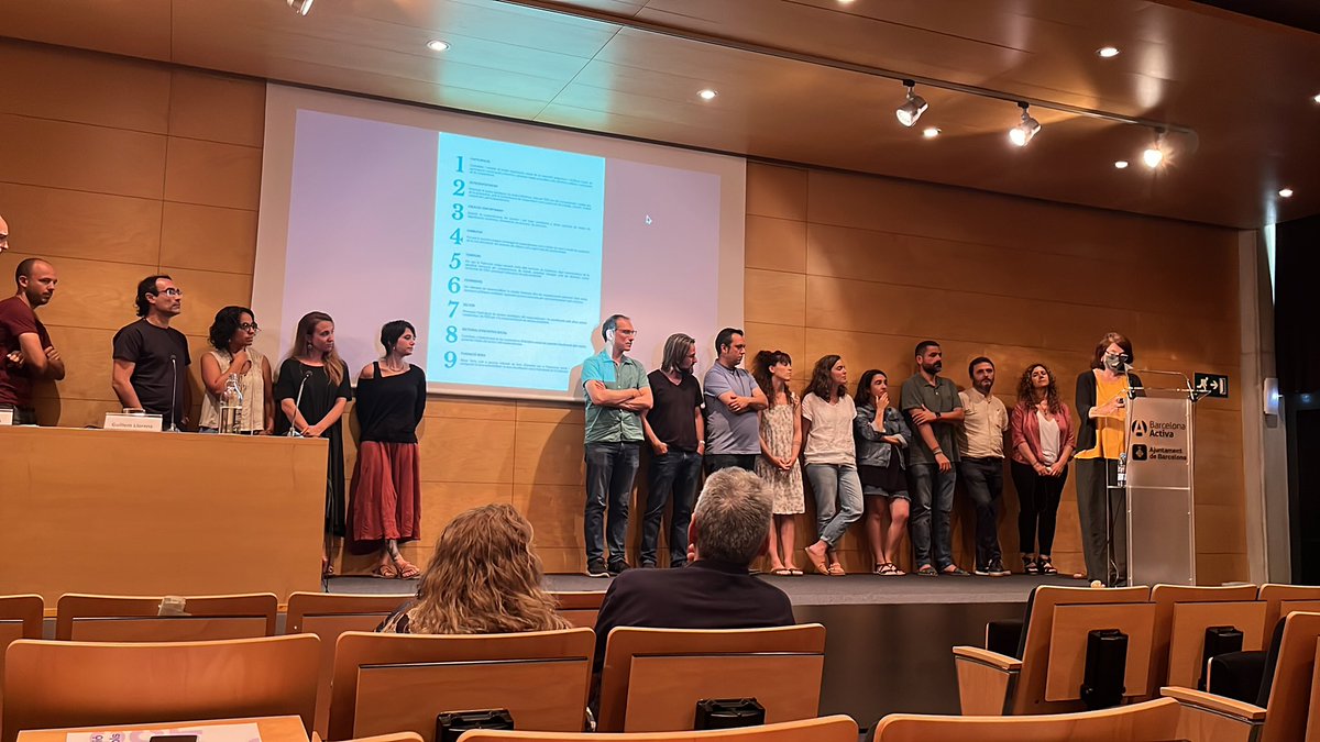 esthermateuc's tweet photo. @suaracoop present candidatura col.lectiva a @coopstreball  . Gracies a totes les cooperatives ! https://t.co/1aMQsHV4TH