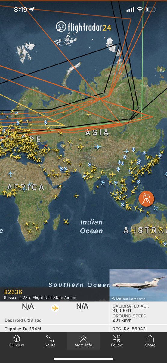 TimWesty's tweet image. what are these lines on  #flightradar24 @flightradar24 ?
Have I pocket dialled a setting