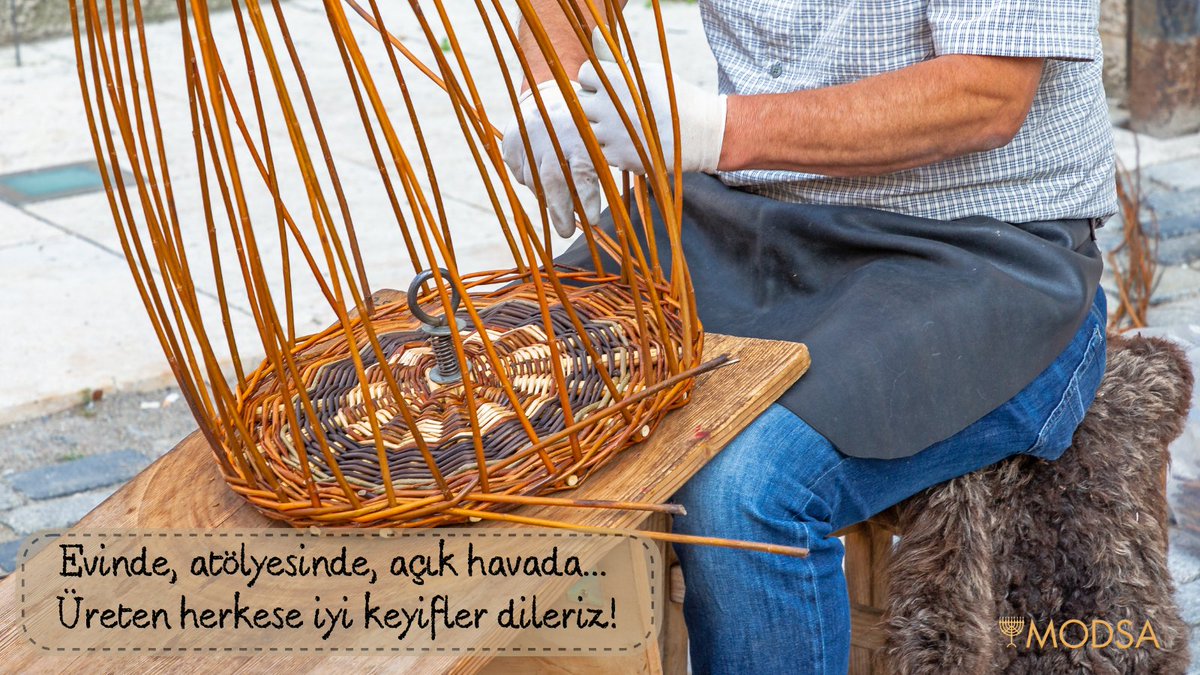 Eşsiz ve değerli ürünler üreten çalışkan, yaratıcı, hünerli ellere bol ilhamlı, keyifli çalışmalar, el yapımı ürün atölyelerimizin hepsine bol satışlar dileriz.
#elyapımı #handmade #elyapımıürünler #sanatatölyesi #hobiatölyesi #tasarımatölyesi #tasarımürünler #modsacom