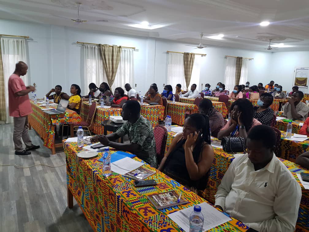 arhrghana's tweet photo. #HappeningNow in #Kumasi
Capacity building workshop for our CBO partners, Community facilitators & health providers as part of activities towards the #RHESY project
@UNFPAGhana @verefghana @dorampgh @ikon2020 @gyawubea @cencosad @AmoahBosomtwi @okine_v @neearchie @UNFPA https://t.co/Bvi5MaUeMj