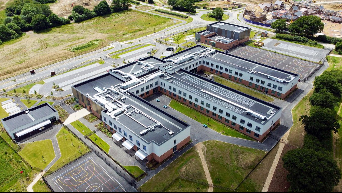 Sam Bushill tweet media