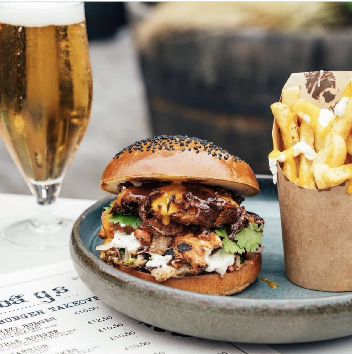 Friday date night plan: Baba G burger and a pint at @parlezlocal in Brockley. 🍻 🍔 We also highly recommend swinging by @VinegarYardLDN, @PopBrixton and @CamdenMarket where you can also chill out while filling your boots. Weekend, come at us!