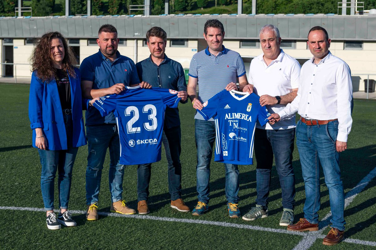 ✍  Álex Rodríguez y su cuerpo técnico continuarán al frente del primer equipo en la 22/23 💙

📄 realoviedo.es/noticia/alex-r…

RealOviedoFemenino 🔵⚪