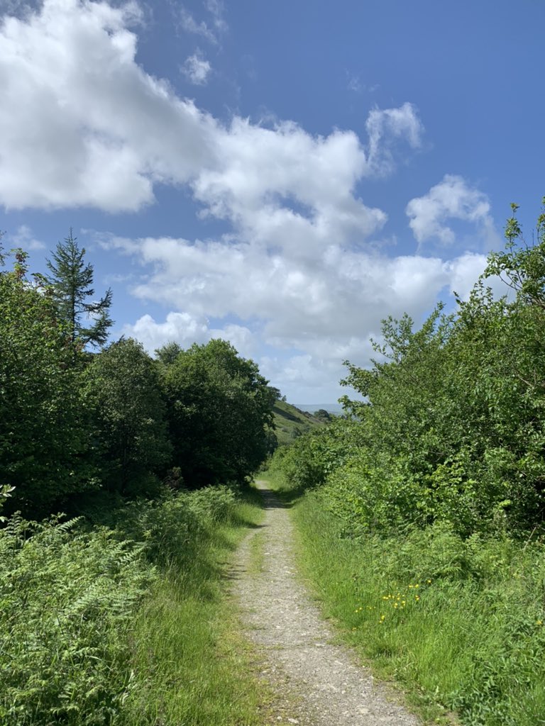 FcjHall's tweet photo. The sun is out, the sky is blue…it must be Bronze Test! #TeamDofE #commitment @uptonhallfcj https://t.co/I9bzK3XaCQ