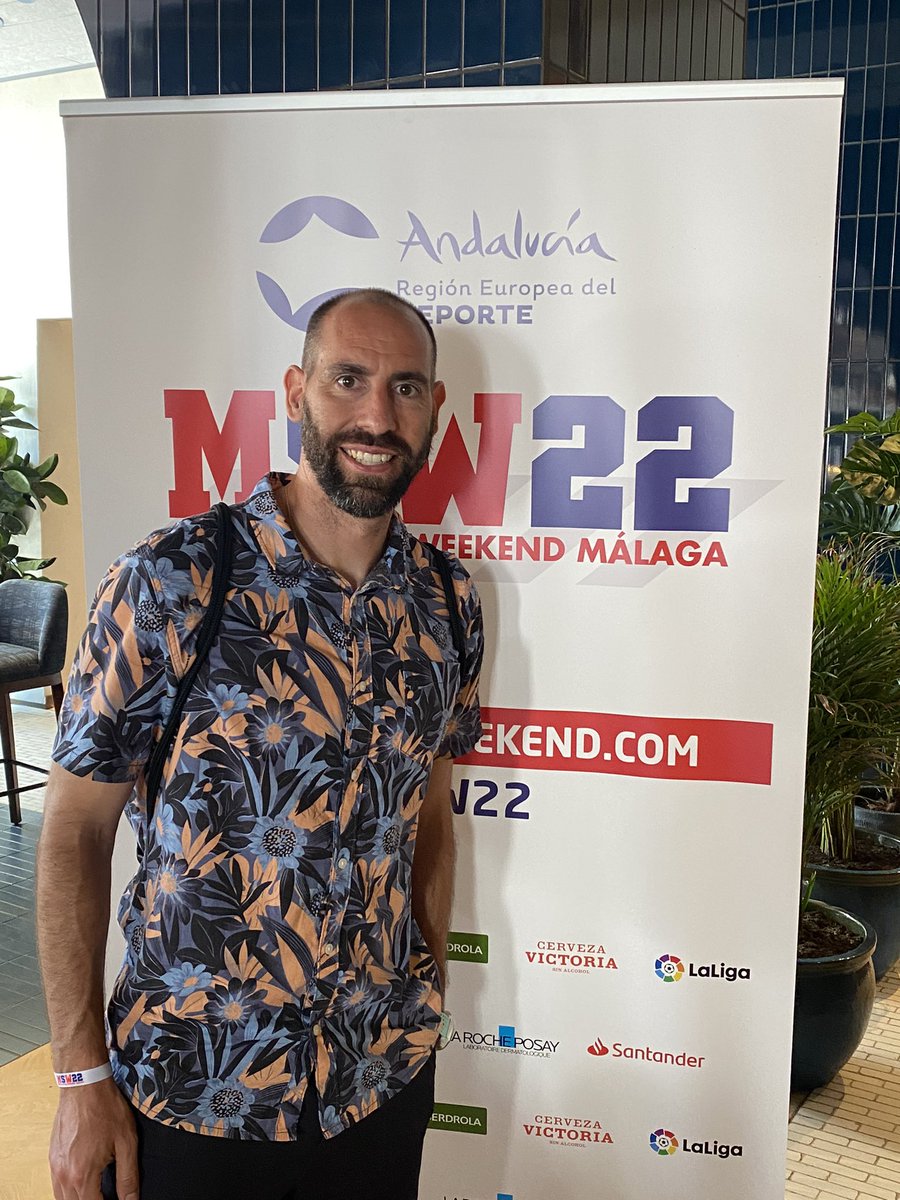 AnderSkeleton's tweet photo. Espectacular la que han liado los del @marca @MarcaTMF en el #MSW22 Hoy estaré en la gala @LaureusSport @LaureusSport_ES Además el premio económico irá para la fundación @criscancer https://t.co/oey50o4ySQ https://t.co/TukGKE7MOo