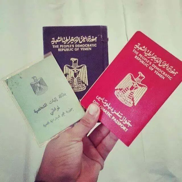 من ليس له ماضي ليس له حاضر ومن ليس له حاضر لن يكون له مستقبل .