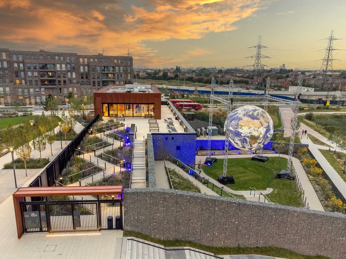 barkingriver's tweet image. We're thrilled that The Wilds at Barking Riverside, in partnership with @LQHomesMatter, won the Award for Partnership Working at the @Planning_Awards last night.

We are immensely proud of The Wilds, and the unique partnerships that bring the space to life planningawards.com/winners-2022