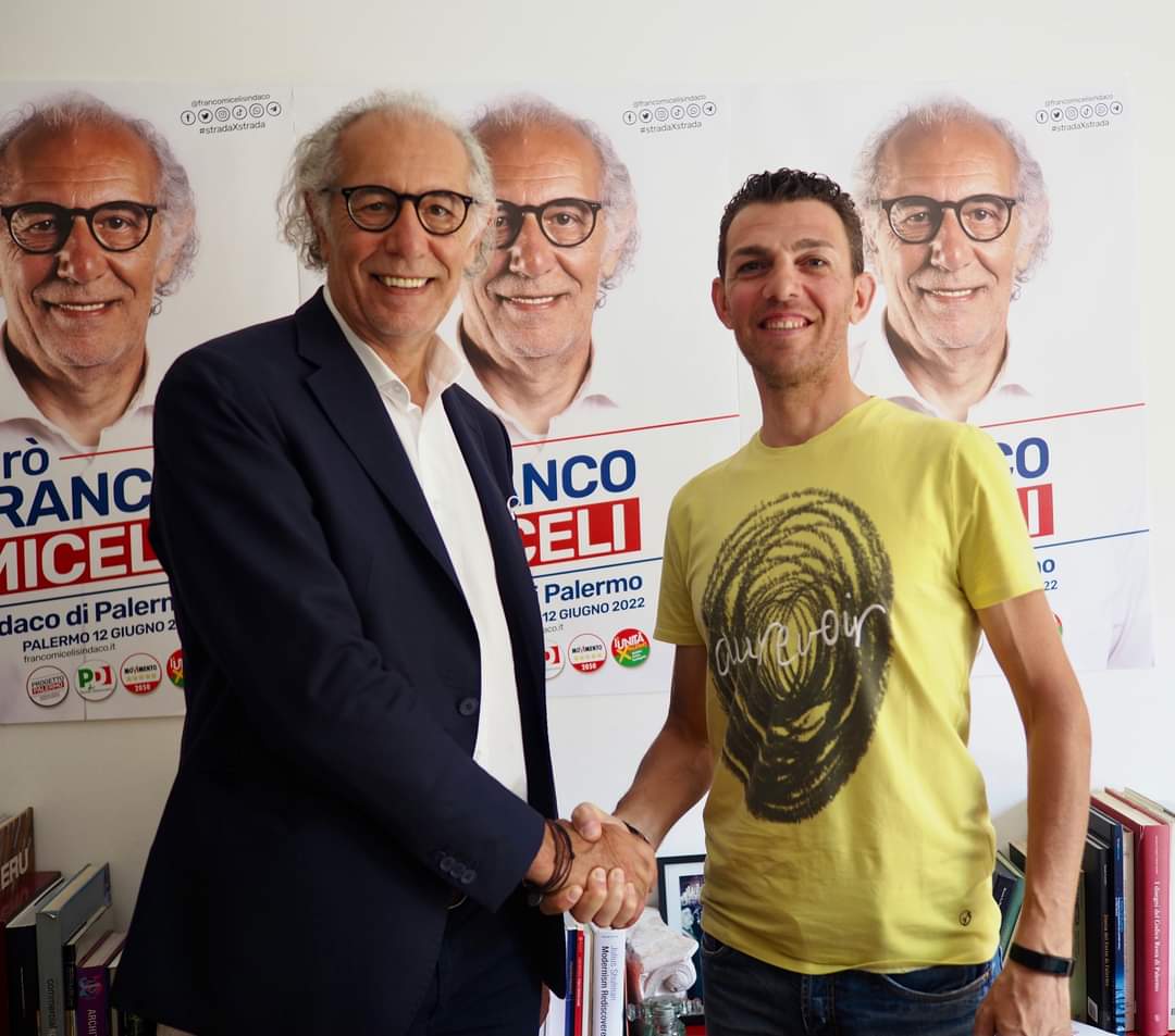 MiceliSindaco's tweet photo. Nella lista Progetto Palermo della VI circoscrizione è candidato il caporal maggiore capo Nicola Piranio, militare dalla carriera limpida costellata da encomi, che ha rinnegato suo padre, scelta per la quale ci vuole anche un certo coraggio e che merita la stima di tutti noi. https://t.co/e125hmRqDT
