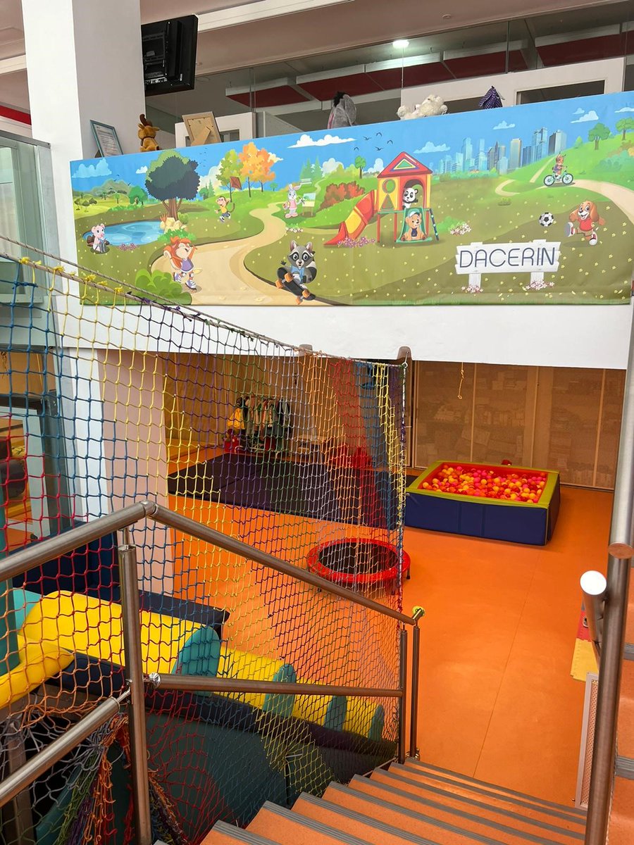 Santander Fundación tweet media