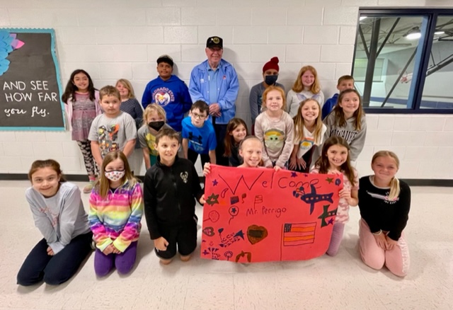 FPSDistrictWI's tweet photo. Mr. Steve Perrigo, who served as a Sergeant in the U.S. Army, was so moved by letters he received from PV 3rd graders that he came to meet the students this past Wed. He shared about his time serving and the importance of Mail Call &amp; Honor Flights. #BetterCommunity #HonorFlight https://t.co/QuwGezHQwh