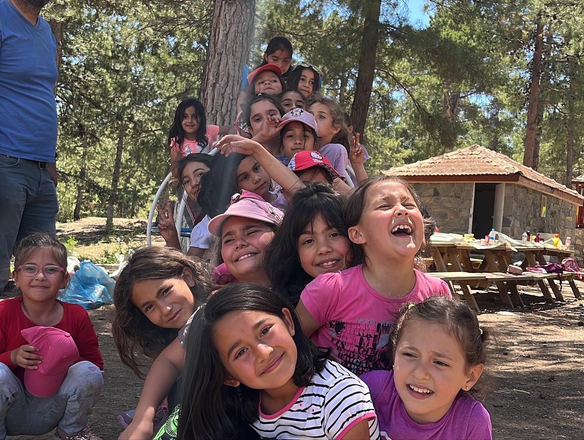 Tüm sene çalıştık, yorulduk, güzel bir pikniği hakkettik☺️ <a href="/kalekemalaraci/">Mehmet ve Kemal Aracı İO</a> <a href="/Bekirata20/">Bekir Ata</a> <a href="/totak2066/">Nurettin TIKIM</a> <a href="/tomatay145/">tomatay145@gmail.com</a> <a href="/DenizlideO/">DenizlideBirÖğretmen</a> <a href="/kalemem20/">Kale İlçe Milli Eğitim Müdürlüğü</a> <a href="/KaleKaymakamlig/">Kale Kaymakamlığı</a> <a href="/kalemem20/">Kale İlçe Milli Eğitim Müdürlüğü</a> <a href="/AysegulGuzel11/">Aysegul Guzel-MEB</a> <a href="/KaleKitapOkuyor/">KalekitapOKUyorzinciri</a>