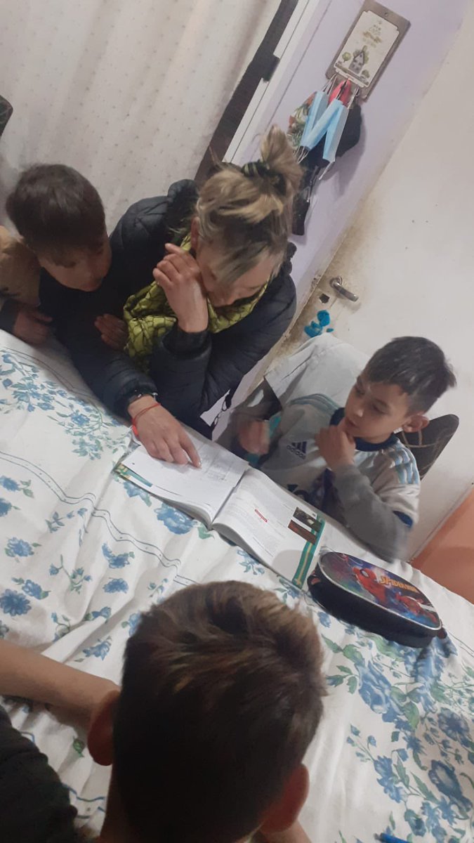 LibresTeSI's tweet photo. AYER EN EL TALLER DE EDUCACION DE YO SI PUEDO 2.0 ABRIMOS EN EL BARRIO SANTA ANA (Boulogne)🥳 #Acompañamientoeducativo #EducacionPopularyCultura #Barriodepie #Libresdelsur https://t.co/m1WfHJilXF