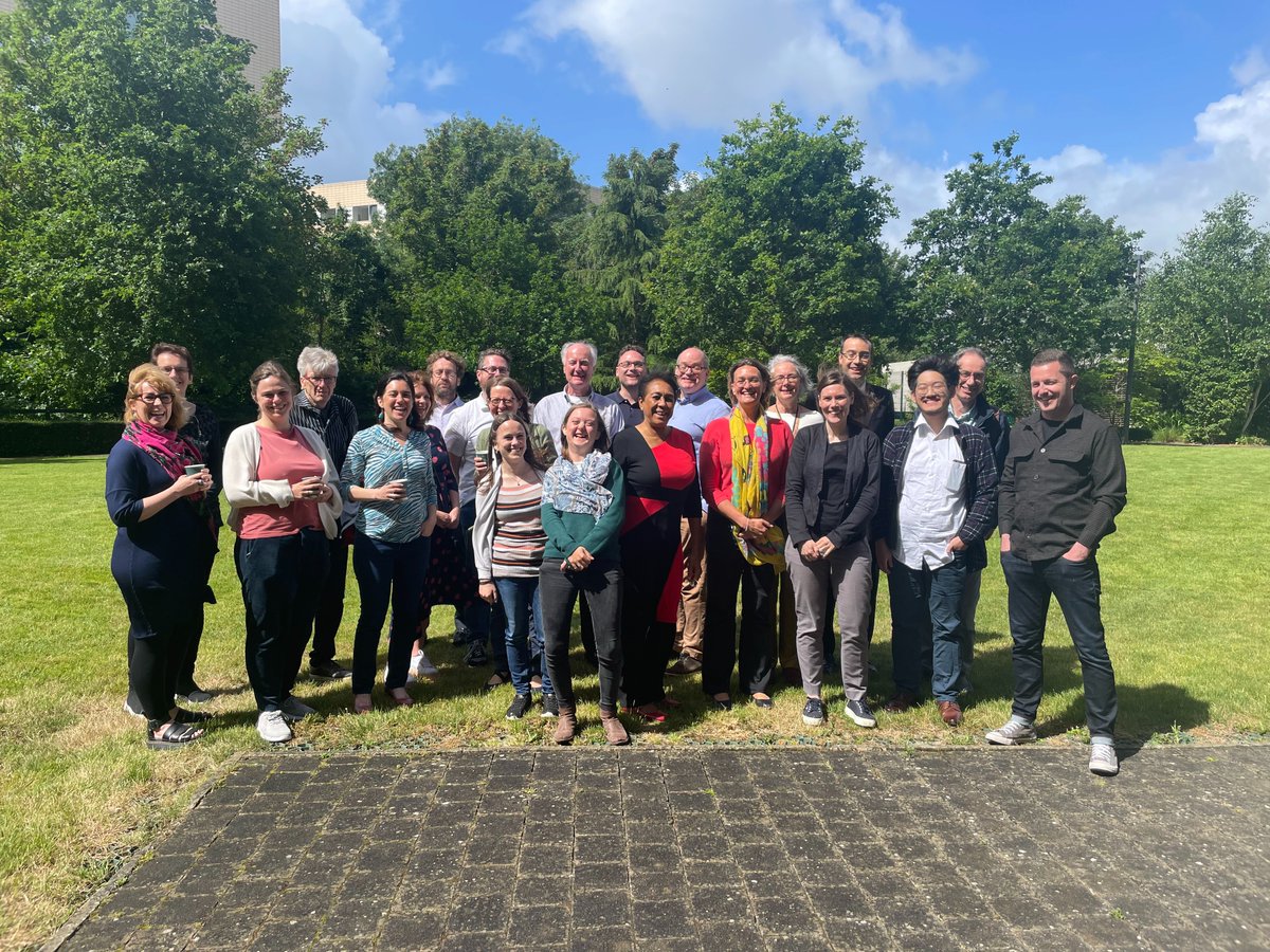 AMDevlinAL's tweet photo. So delighted to have participated in the #npie conference @UCC #irishenglish @tallon_kate @phonetic_antoin @DialectsIreland First time I've encountered a paper with the word bollocks used to mean thanks 😂 https://t.co/5OgeGxITbw