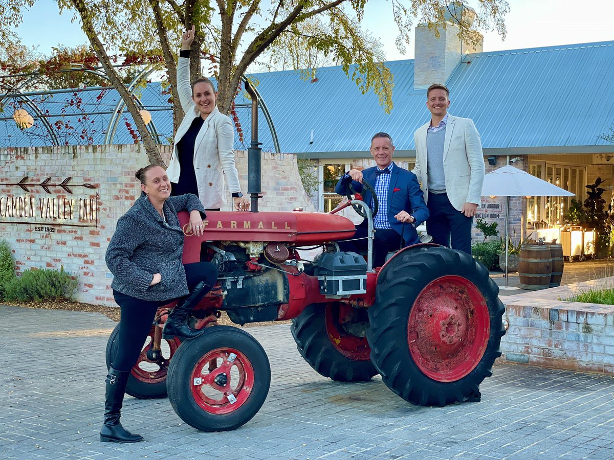 IamPeterMerrett's tweet photo. So good to be back on the tractor again this week sharing some more Wonder. Thank you Western Sydney Business Centre for putting on such a special heart-warming day for local businesses affected by the recent floods.

#wonder #culture #customerrelations #leadership #management https://t.co/7AW1OC90AD