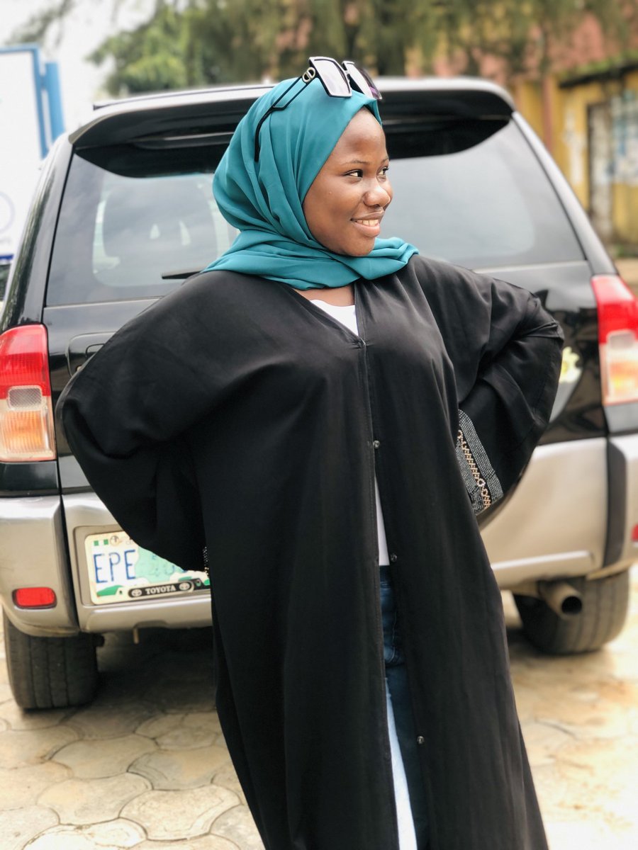 ilkiz_b's tweet photo. Jumm'ah Mubarak 💫
Even though my scarf has chosen not to behave 😒 https://t.co/H1WF2ASqe9