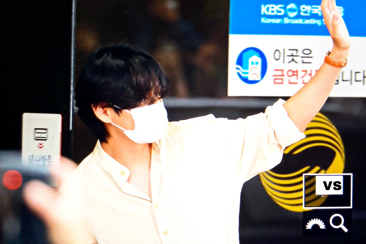비주얼쇼크:VS tweet media