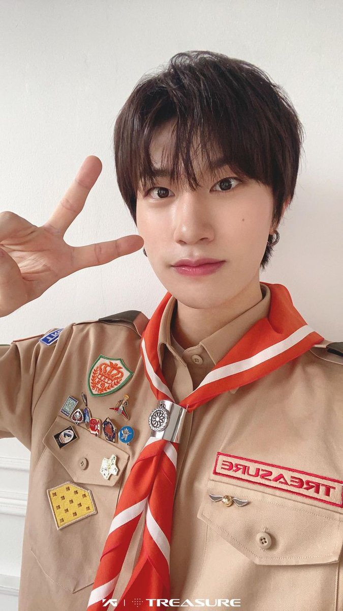 jihoolics's tweet photo. Because yg didn't include yedam and mashiho photos on summer camp, here's mashidam wearing the boys scout outfit. https://t.co/UZjSGkUfsZ